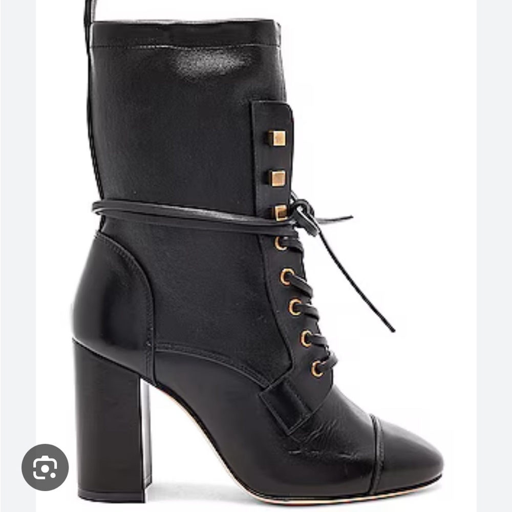 $800 Stuart Weitzman veruka black shiny leather Boots 8 ASO Meghan markle